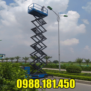 Xe nâng người tự hành 13m