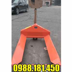 Xe nâng tay cuộn giấy