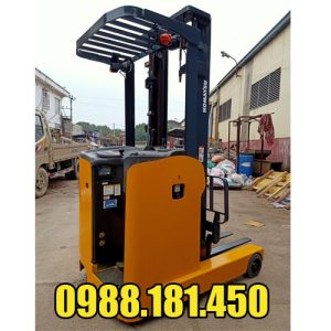 Xe nâng điện cũ đứng lái Komatsu 1.5 tấn 4 mét tại XNTC